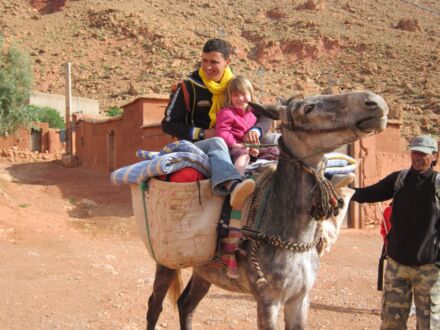 Trek famille famille atlas marocain sur la piste des kasbahs
